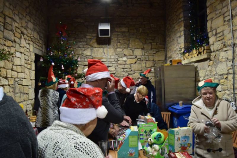 Packing foodbank hampers