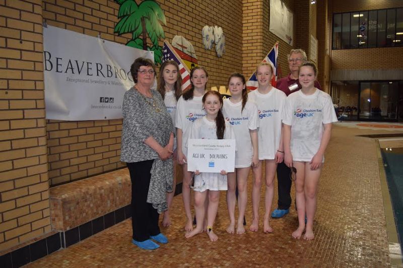 Councillor Beverley Dooley. Macclesfield Deputy Mayor, and the Age UK Dolphins team (from Age UK Cheshire East). Phoebe Willies (Captain), Sky Banks, Holly Stanway, Freya Beard, Anna Taylor,  Rotarian President Ray Kramer and Rachael.